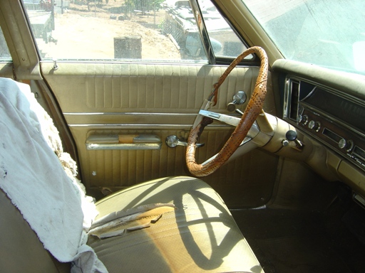 Leather wrapped steering wheel!